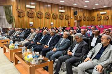 تجلیل از بهورزان برگزیده مرکز بهداشت شهرستان رشت